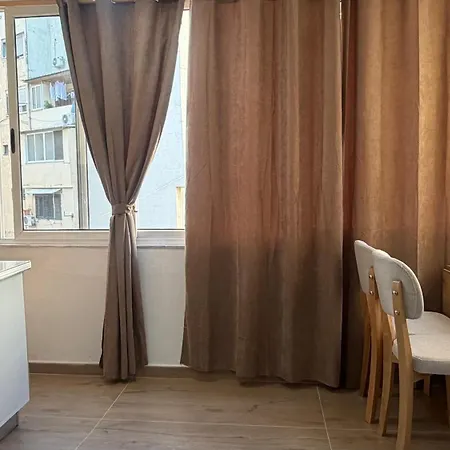 Bright-house Center Apartment *